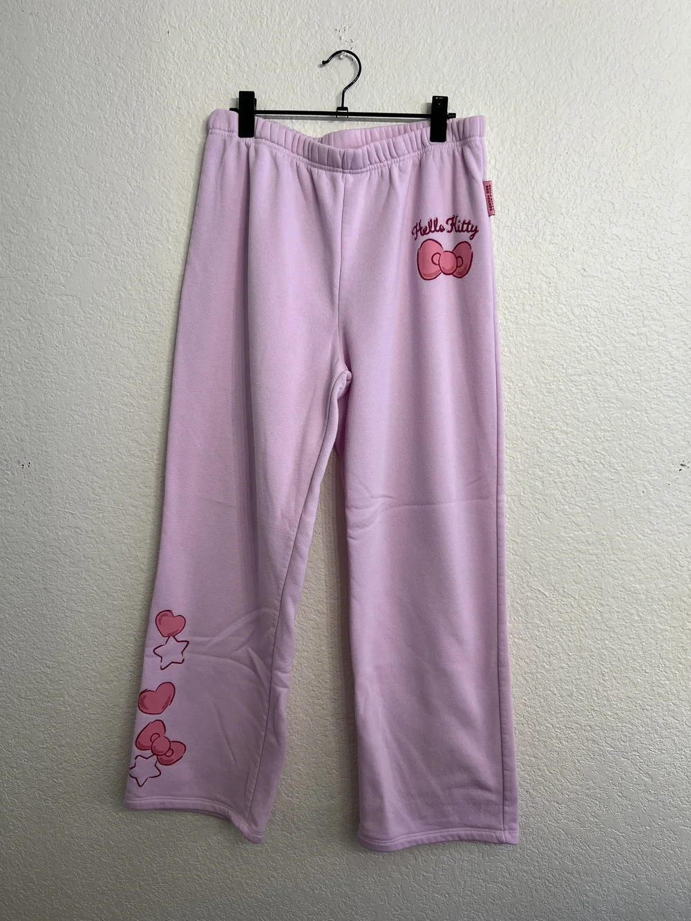 Hello Kitty soft pink